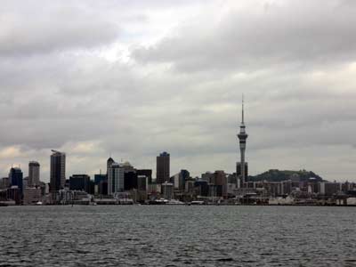 Auckland beim Vorbeifahren